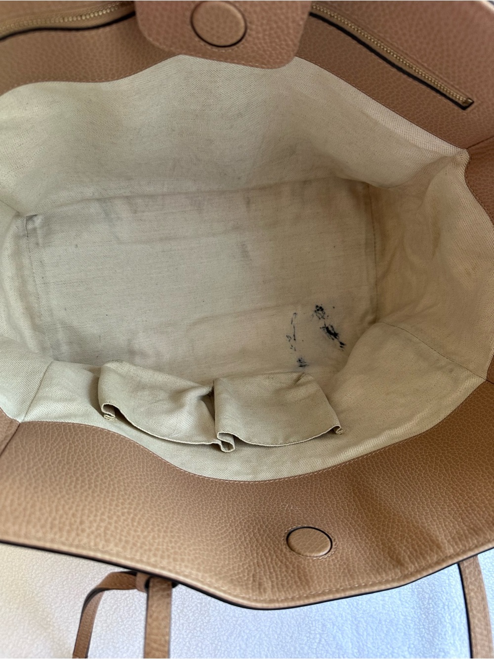 Gucci Cream Canvas Tote with Tan Leather Trim - Picture 9 of 9